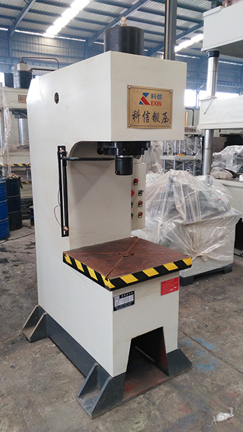 40t單柱小型液壓機(jī)
